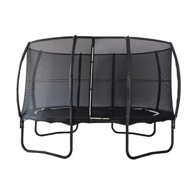 Wie kann man überprüfen, ob ein ovales Trampolin korrekt aufgebaut ist?